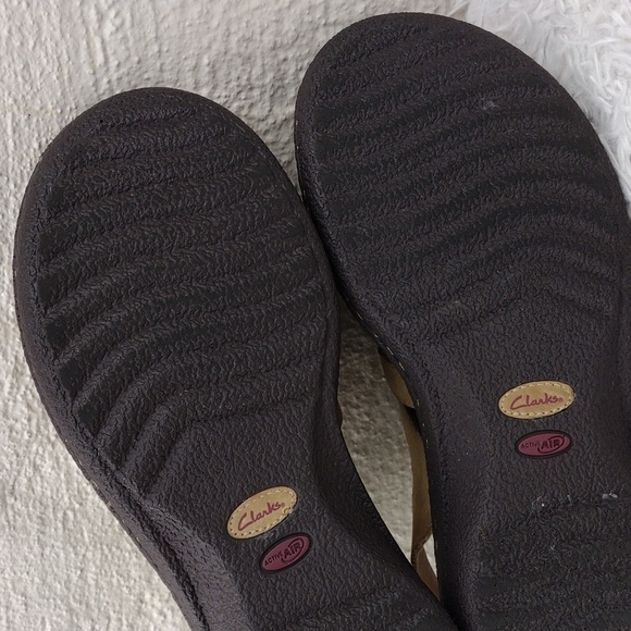 Clarks Artisan Active Air Tan Suede Leather Open Toe Wedge Slingback Sandal - Picture 9 of 16